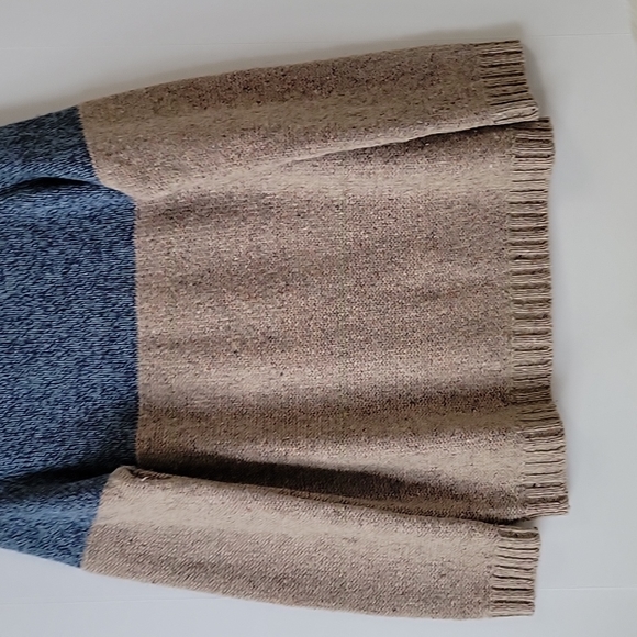 Anthropologir Birds of Paradise by Trovata Knit Sweater Size Large - Picture 4 of 11